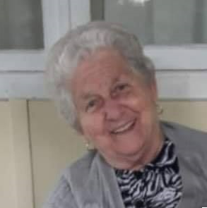 Norma Blasius, de 79 anos, morreu no dia 7 de maio, em Blumenau. Ela estava internada há 34 dias no no Hospital Santa Catarina, onde deu entrada no dia 3 de abril e foi direto para a UTI (Unidade de Terapia Intensiva).Blausius tinha comorbidades. A moradora do bairro Valparaíso deixa dois filhos. Confira a reportagem completa: <a href="https://bit.ly/2zfwYb0">https://bit.ly/2zfwYb0</a> - Reprodução/Redes Sociais