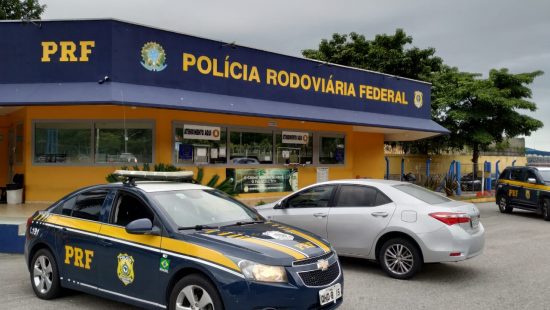 Carro com placas de Xavantina capota na SC-155 entre Seara e Itá