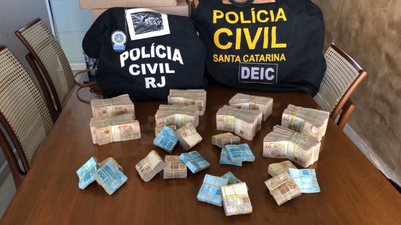 Apreensão realizada pela Polícia Civil neste sábado (9) &#8211; Foto: Divulgação/Polícia Civil