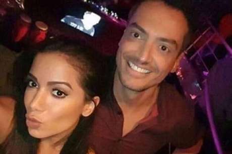 Cantora Anitta e o jornalista Leo Dias – Foto: Reprodu&ccedil;&atilde;o/Instagram