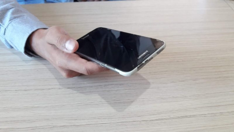 Gravações de monitoramento e dos estupros foram encontradas no celular que estava com o suspeito e havia sido roubado de uma das vítimas – Foto: Adrieli Evarini/ND