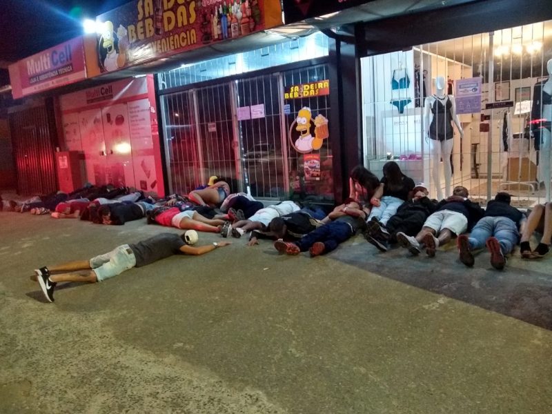 Festa acontecia em meio a pandemia. Decreto estadual pro&iacute;be aglomera&ccedil;&atilde;o de pessoas – Foto: Pol&iacute;cia Militar/Divulga&ccedil;&atilde;o