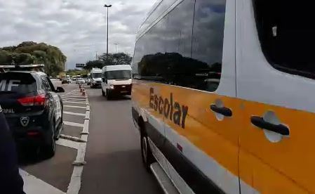Vans escolares estão sem trabalhar desde março de 2020 – Foto: Divulgação/ND
