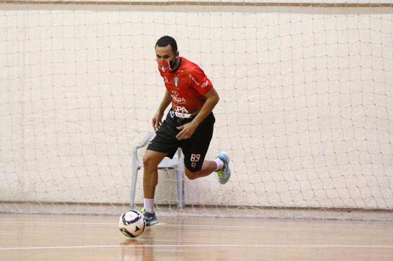 Dieguinho pede mais aten&ccedil;&atilde;o ao esporte e &agrave;s competi&ccedil;&otilde;es – Foto: Vitor Kortmann/JEC Futsal