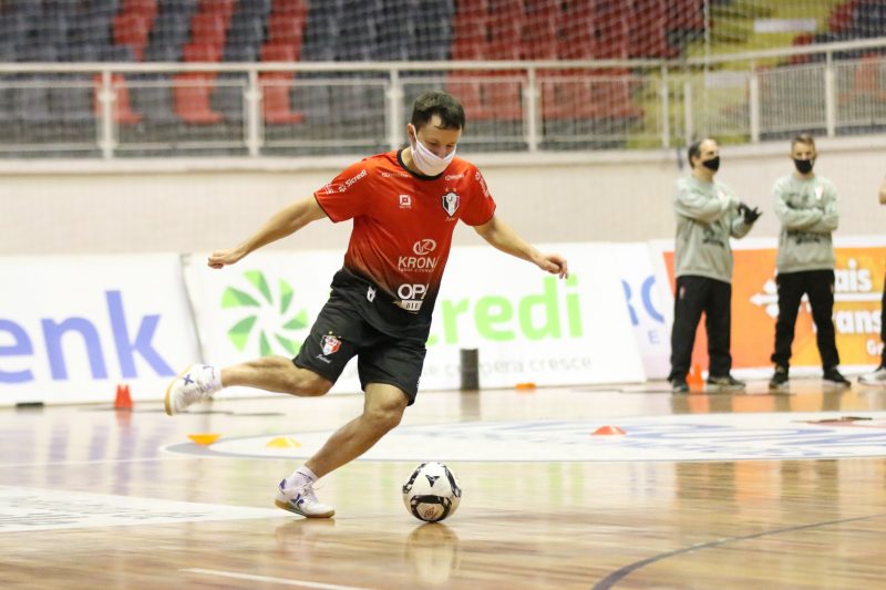 JEC segue os treinamentos visando o retorno – Foto: Vitor Kortmann/JEC Futsal