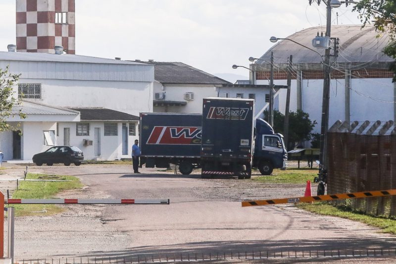 Chegada dos primeiros respiradores no Aeroporto de Florianópolis – Foto: Anderson Coelho/ND