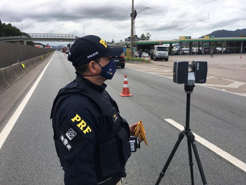 PRF utiliza equipamento para entender dinâmica do acidente – Foto: Eduardo Cristófoli/NDTV
