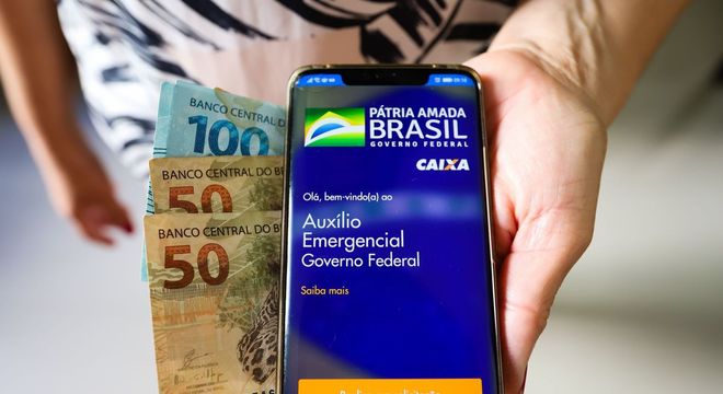 Pagamento é feito por meio do aplicativo Caixa Tem, para evitar filas em agências