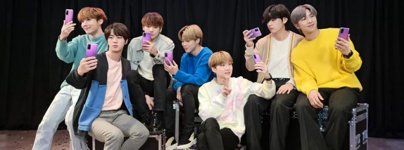 Além do BTS: celulares lançados em parceria com celebridades - Divulgação/Samsung