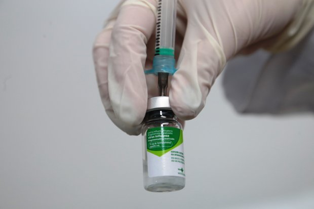 Vacinação contra a gripe começou nesta segunda-feira (12) &#8211; Foto: Maurício Vieira/Secom