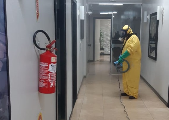 Prefeitura passou por desinfecção neste sábado – Foto: Prefeitura de Salete / Divulgação