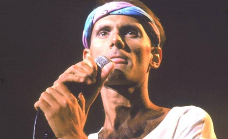 Cazuza ganhou um filme – O tempo não para, que retrata sua vida por volta dos 20 anos de idade, quando iniciou a vida musical, fase que fez dele um dos maiores poetas do rock nacional de todos os tempos.