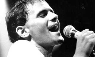 Estilo próprio e poeta da geração, o dono da música “Exagerado”, com mais de 65 versões regravadas, ainda tem seus singles ouvidos em plataformas digitais. – Foto: Internet/Divulgação