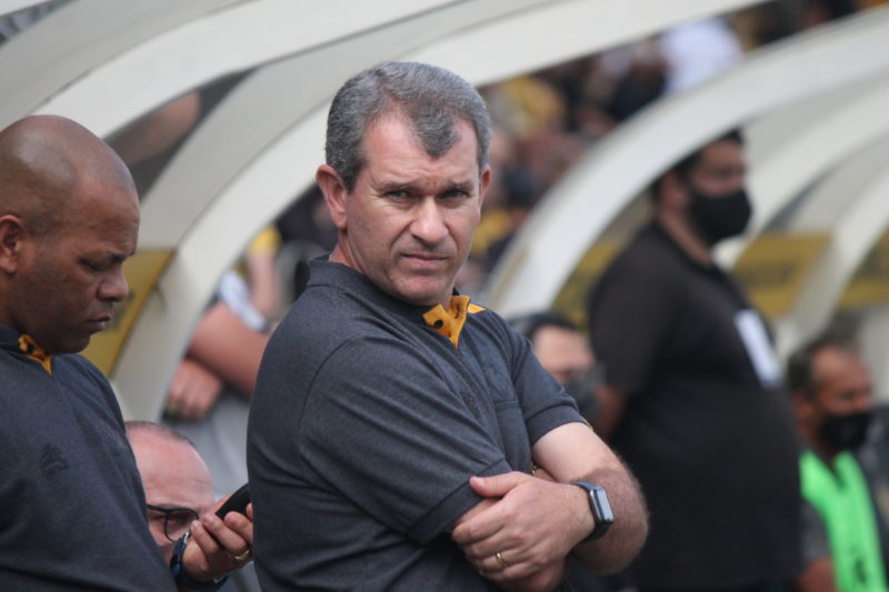 Claudio Tencatti est&aacute; confirmado a frente do Crici&uacute;ma em 2023 – Foto: Celso da Luz/Crici&uacute;ma EC