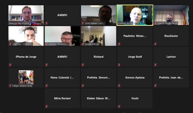 Prefeitos se reuniram nos tr&ecirc;s dias, de sexta-feira a domingo. As medidas foram formuladas conjuntamente – Foto: AMMVI/Divulga&ccedil;&atilde;o/ND