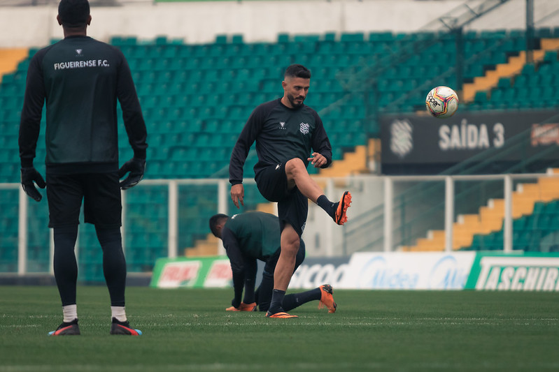 Marquinho. Qualidade no passe e na bola parada. Mas deficiente na transi&ccedil;&atilde;o r&aacute;pida para o ataque – Foto: Patrick Floriani/FFC/divulga&ccedil;&atilde;o