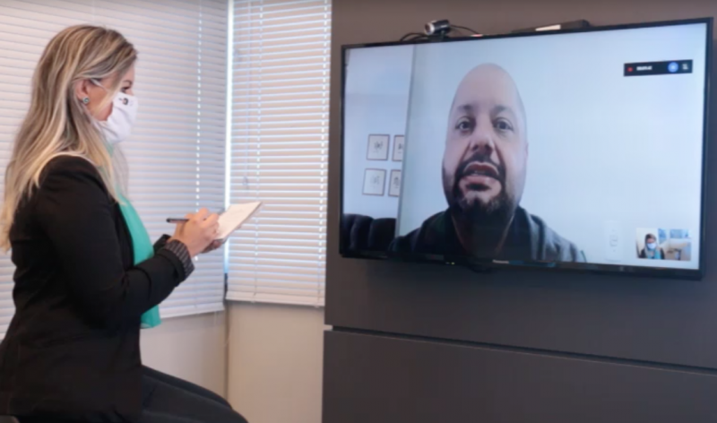Advogado Charles Conceição de Tubarão, que contratou o plano de previdência do OABPrev para a filha – Foto: Reprodução/NDTV