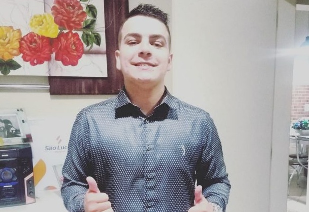 Natural de Tubarão, Mateus era estudante da 7ª fase de Direito e completaria 22 anos no dia 26 deste mês de agosto; ele morreu no Hospital Florianópolis – Foto: Reprodução/Facebook/ND