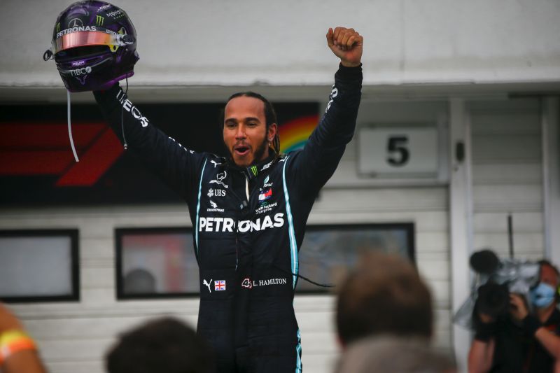 Opinião: Hamilton domina o GP da Hungria e assume a liderança do campeonato - Divulgação/Mercedes-AMG