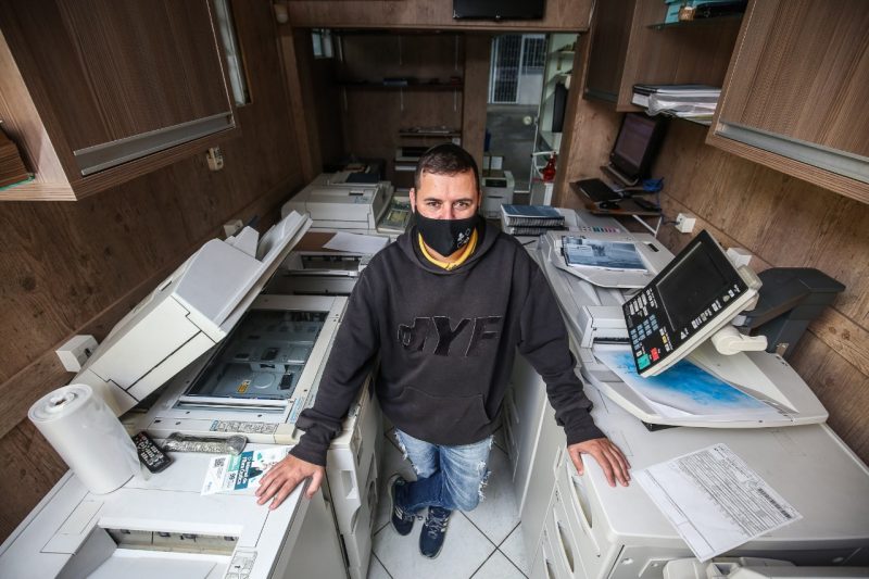 Rafael dos Santos Gemelle: copiadora perdeu 80% do movimento – Foto: Anderson Coelho/ND