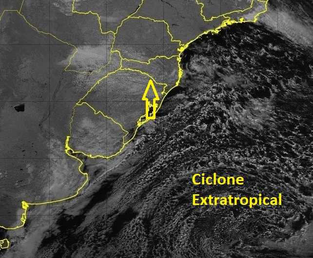 Ciclone extratropical provoca agita&ccedil;&atilde;o no mar catarinense nesta quinta-feira (9) – Foto: Reprodu&ccedil;&atilde;o/ND
