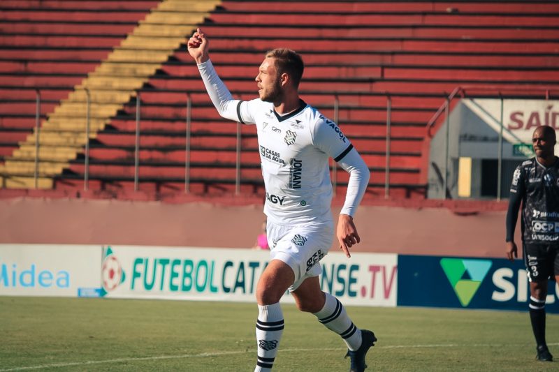 Pedro Lucas marcou tr&ecirc;s gols em 18 partidas pelo Furac&atilde;o – Foto: Patrick Floriani/FFC/divulga&ccedil;&atilde;o