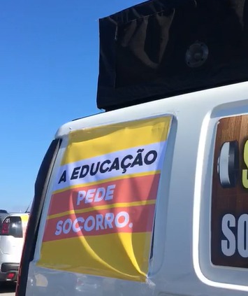 Manifesta&ccedil;&atilde;o de representantes de escolas particulares n&atilde;o foi promovido pelo Sinepe, segundo o pr&oacute;prio sindicato – Foto: Reprodu&ccedil;&atilde;o/ND