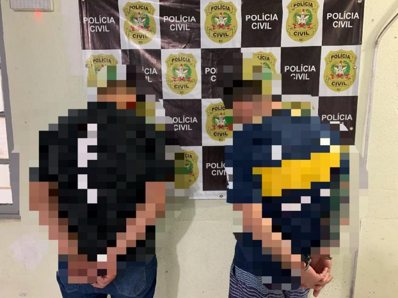 Suspeitos de comandar associa&ccedil;&atilde;o criminosa em Porto Belo foram presos nesta quinta-feira (23) – Foto: Divulga&ccedil;&atilde;o/Pol&iacute;cia Civil