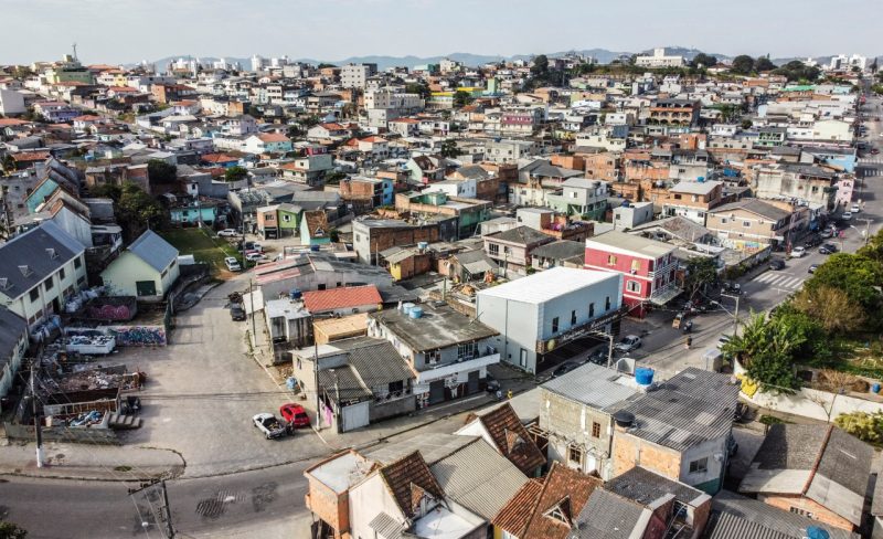Pol&iacute;cia cumpriu 20 mandados de busca e apreens&atilde;o no Monte Cristo – Foto: Anderson Coelho/ND