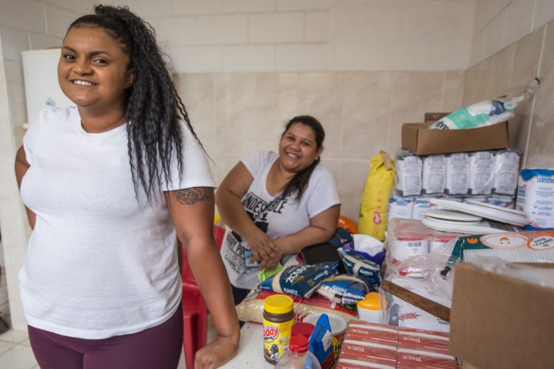 C&iacute;ntia Cruz e Jack Ribeiro, l&iacute;deres comunit&aacute;rias do bairro Monte Cristo – Anderson Coelho/ND
