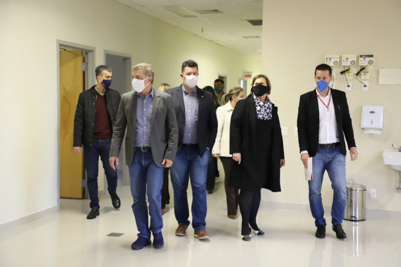 Encontro reuniu prefeitos de S&atilde;o Jos&eacute;, Bigua&ccedil;u e Florian&oacute;polis – Foto: Prefeitura de Bigua&ccedil;u/Divulga&ccedil;&atilde;o