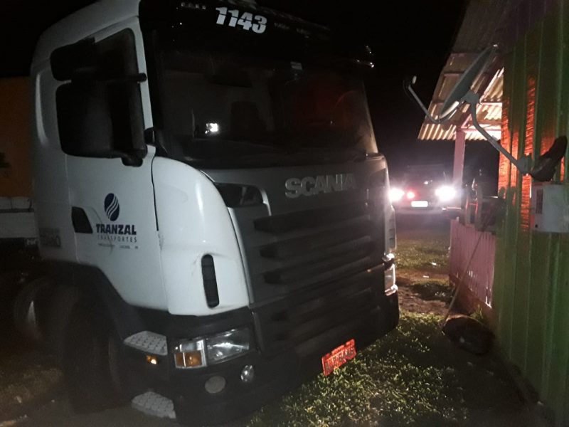 Motorista embriagado confunde casa com posto de combust&iacute;vel em Ipua&ccedil;u – Foto: PMRv/ND