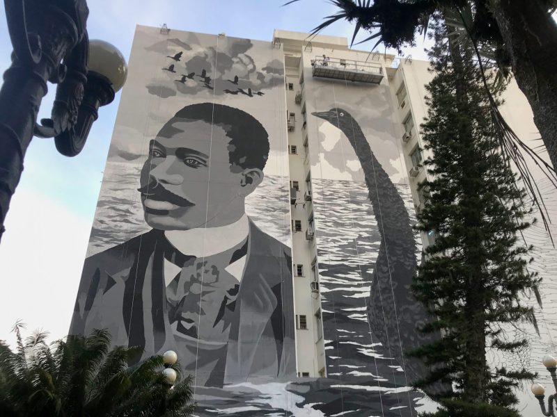 Mural do Cruz e Sousa pelo artista Rodrigo Rizo em Florianópolis