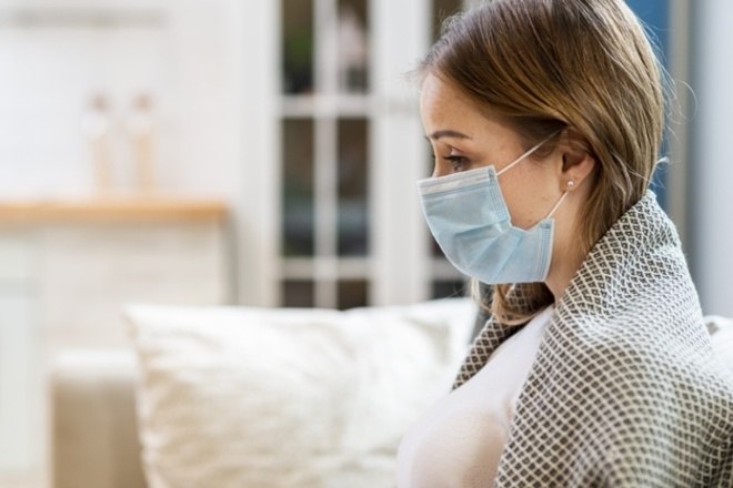 A maior quantidade de pacientes que j&aacute; confirmaram infec&ccedil;&atilde;o est&aacute; em Joinville, que soma 55.767 casos&nbsp;– Foto: Freepik