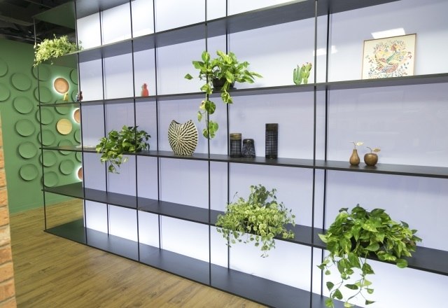 Os ambientes são totalmente integrados e com um visual moderno – Foto: Foto: Antonio Chahestian/Record TV