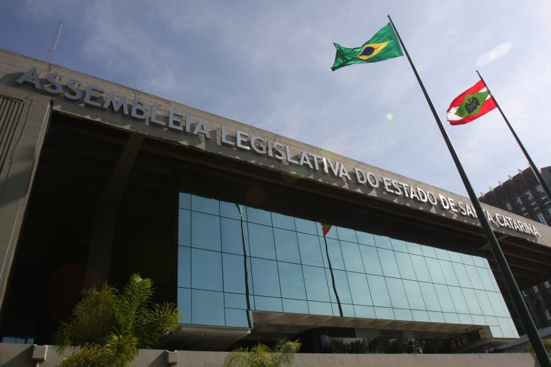 Reunião na Alesc determinou as datas do processo de impeachment contra o governador – Foto: Alesc/Divulgação/ND