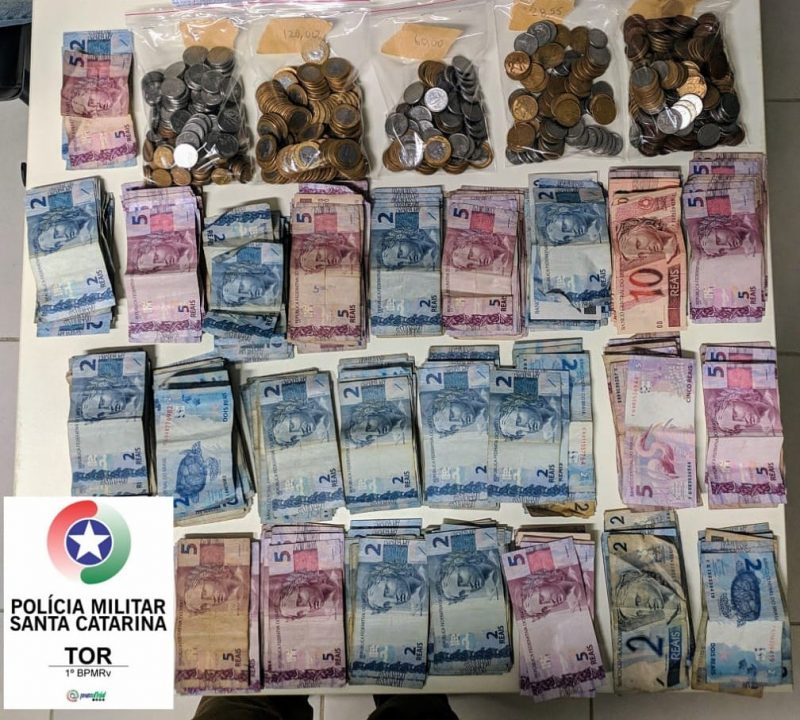 O material foi apreendido juntamente com uma carta de uma organiza&ccedil;&atilde;o criminosa que o suspeito seria faccionado – Foto: Divulga&ccedil;&atilde;o/PMRv/ND