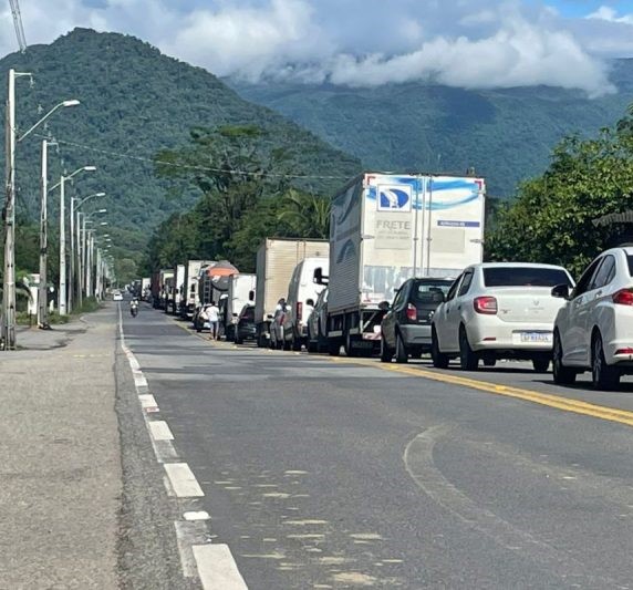Vai viajar para o Natal? Veja a situação nas rodovias de SC e como fugir do trânsito