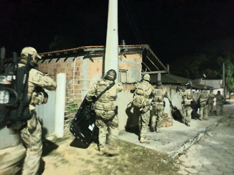 Cerca de 200 agentes participa&ccedil;&atilde;o da opera&ccedil;&atilde;o – Foto: PCSC/Divulga&ccedil;&atilde;o/ND