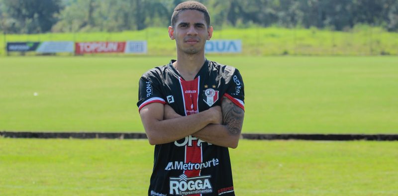 Kaynan chega com contrato at&eacute; o fim da s&eacute;rie D – Foto: Vitor Forcellini/JEC/Divulga&ccedil;&atilde;o