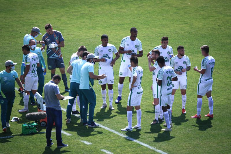 Apartamento da comiss&atilde;o t&eacute;cnica da Chapecoense &eacute; invadido por ladr&otilde;es – Foto: Marcio Cunha/Chapecoense