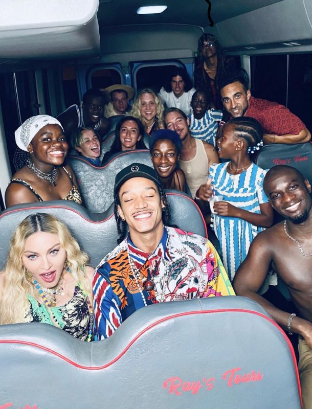 Tem espa&ccedil;o na Van. – Foto: Instagram