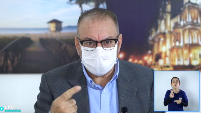 Cloroquina é a nova proposta de tratamento contra Covid-19 do prefeito de Itajaí – Foto: Reprodução/Facebook