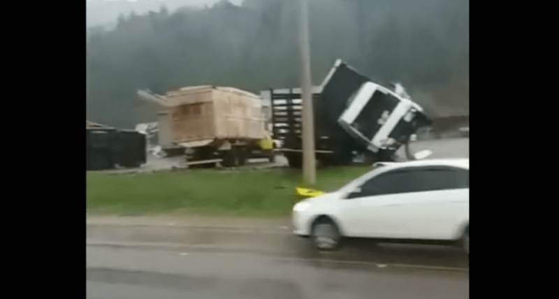 Homem reza e grava v&iacute;deo raro dentro do tornado em Santa Catarina – Reprodu&ccedil;&atilde;o/ND