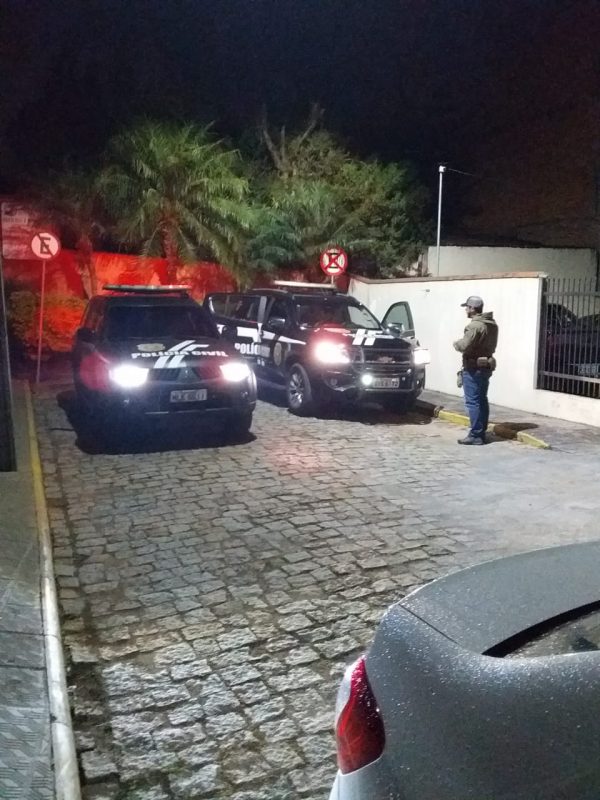 Pris&otilde;es ocorreram nesta quarta (5) em Jaragu&aacute; do Sul e Tr&ecirc;s Barras – Foto: Pol&iacute;cia Civil/Divulga&ccedil;&atilde;o