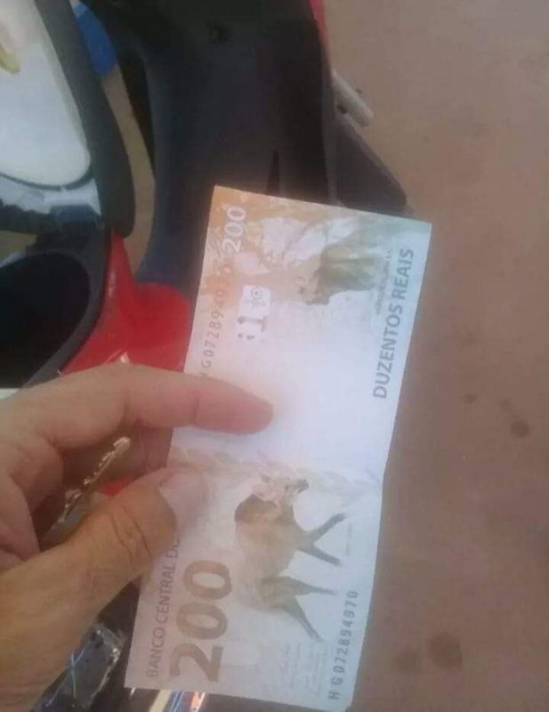 Caso viralizou na internet ap&oacute;s nota ser vista no com&eacute;rcio do RJ – Foto: Reprodu&ccedil;&atilde;o