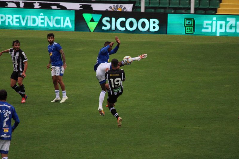 Figueirense 0 a 1 Cruzeiro em jogo v&aacute;lido pela 3&ordf; rodada da S&eacute;rie B 2020. – Foto: Patrick Floriani/FFC/divulga&ccedil;&atilde;o