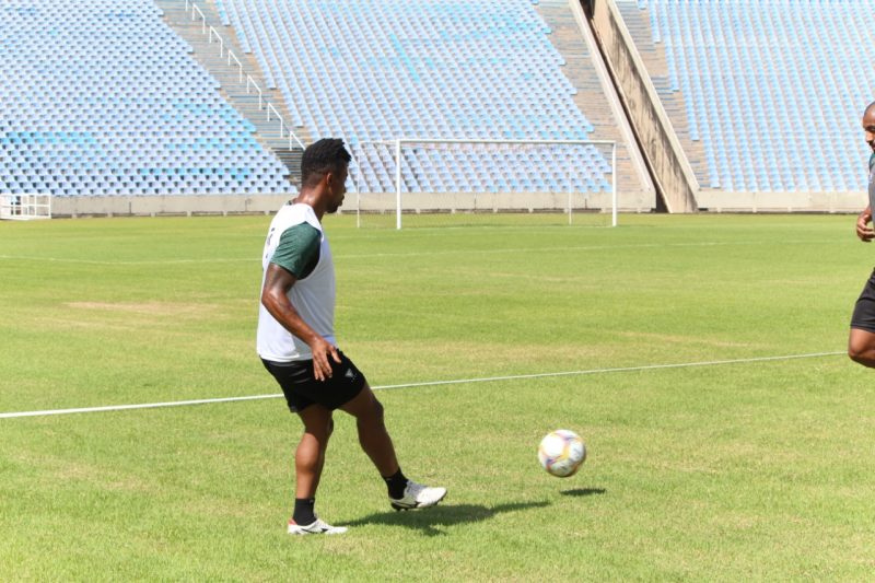 Figueirense seguia treinando on estado maranhense em prepara&ccedil;&atilde;o para a partida desta quarta. – Foto: Andrey Oliveira/FFC/divulga&ccedil;&atilde;o