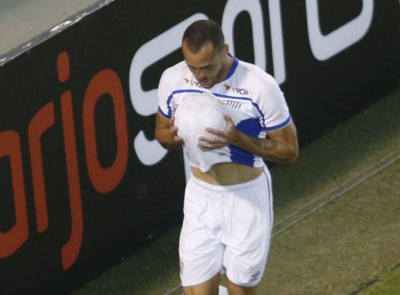 Pedro Castro, autor de um gos gols da vit&oacute;ria sobre o Oeste, pela S&eacute;rie B 2020. – Foto: Fernando Roberto/Estad&atilde;o Conte&uacute;do