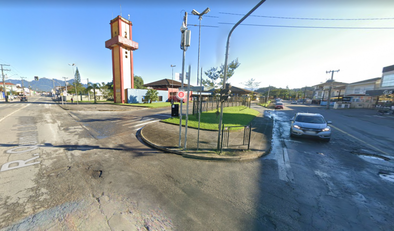 Interdi&ccedil;&atilde;o &eacute; por conta das obras de requalifica&ccedil;&atilde;o asf&aacute;ltica da via – Foto: Google Maps/Reprodu&ccedil;&atilde;o
